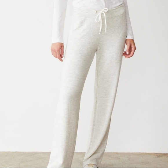 Monrow Pants - Monrow Classic Low Rise Crop Lounge Sweatpants ~ in Ash/Oatmeal
